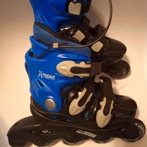 Boys Youth roller blades size 2